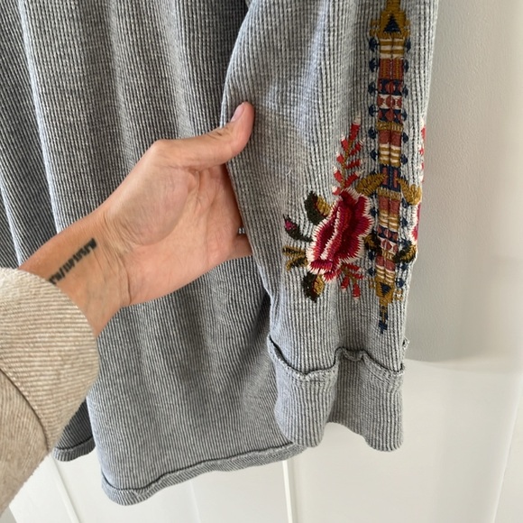 Johnny Was Axton Thermal Hoody - Picture 7 of 9